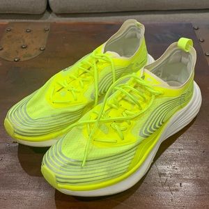 APL Streamline Sneakers, Size 9, Neon Yellow